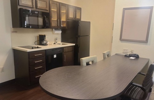 Bismarck Hotel | Candlewood Suites Bismarck by IHG