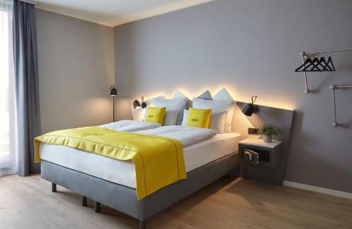 Moersenbroich Apartment | Candlewood Suites Düsseldorf Airport by IHG