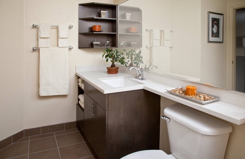 Erie Hotel | Candlewood Suites Erie by IHG
