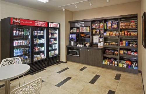 South Arlington Hotel | Candlewood Suites - Grand Prairie - Arlington by IHG