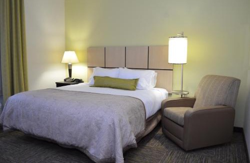 Greenville - Spartanburg Hotel | Candlewood Suites Greenville by IHG