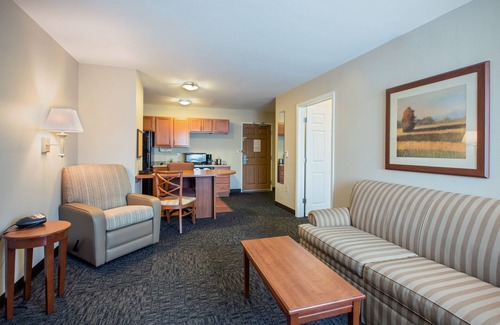 Pike Hotel | Candlewood Suites Indianapolis Northwest by IHG