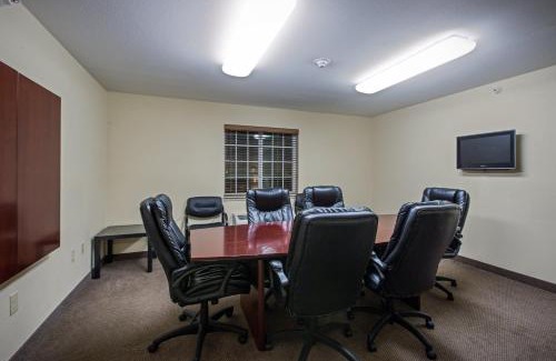 Pike Hotel | Candlewood Suites Indianapolis Northwest by IHG