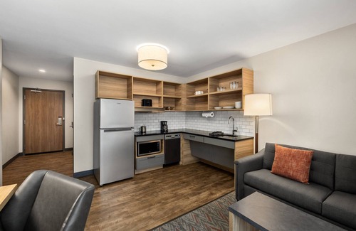 Layton Hotel | Candlewood Suites Layton - Salt Lake City by IHG