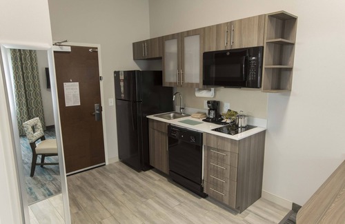 McDonough Hotel | Candlewood Suites McDonough by IHG