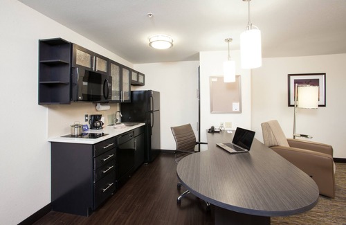 New Braunfels Hotel | Candlewood Suites New Braunfels by IHG