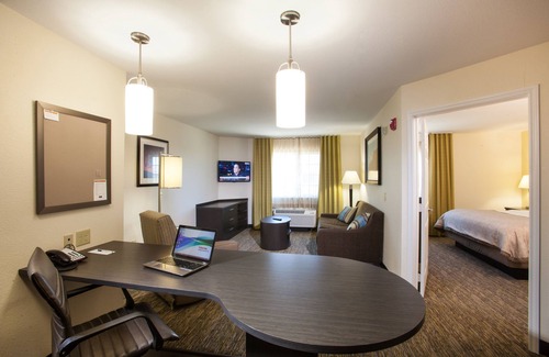 New Braunfels Hotel | Candlewood Suites New Braunfels by IHG