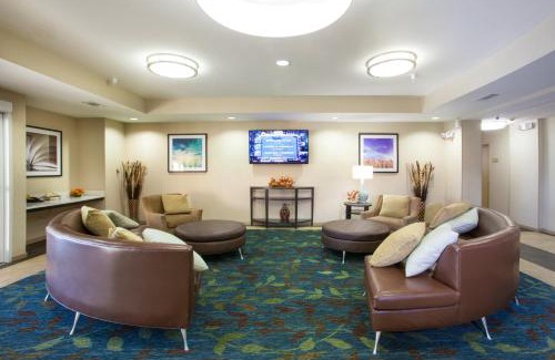 New Braunfels Hotel | Candlewood Suites New Braunfels by IHG