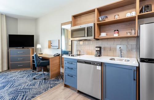 Sioux Falls Hotel | Candlewood Suites Sioux Falls by IHG