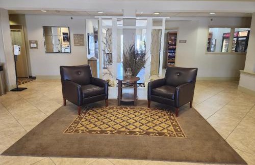 Springfield Hotel | Candlewood Suites Springfield by IHG