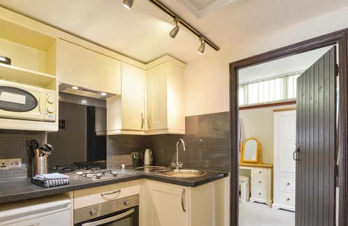 Beaworthy Cottage | CANDY COTTAGE, pet friendly, with a garden in Halwill Junction