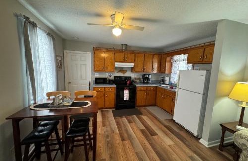 Fairview House | Cane Creek Meadows