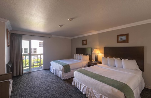 Lighthouse District Hotel | Cannery Row Inn