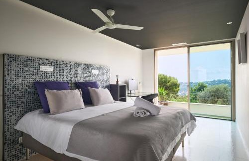 Vallauris Villa | Cannes - Modern villa with 180° sea view