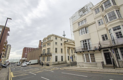 Seafront Cottage | Cannon Place Central by Brighton Holiday Lets