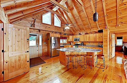 Maggie Valley House | Canoe Landing