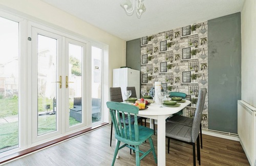 Broad Oak House | Canterbury Charm, Spacious 4 Bed House