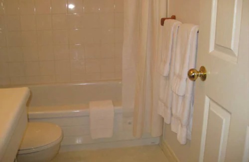 Historic Old Town Bed & Breakfast | Canterbury Inn