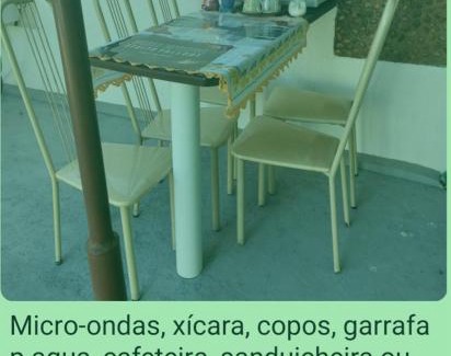 Praia Seca House | Cantinho da casa verde em Praia Seca