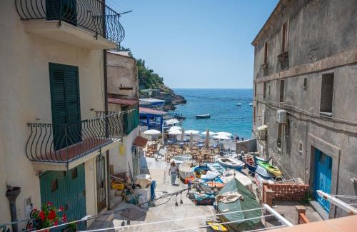 Marina del Cantone Apartment | Cantone di Mena, Nerano