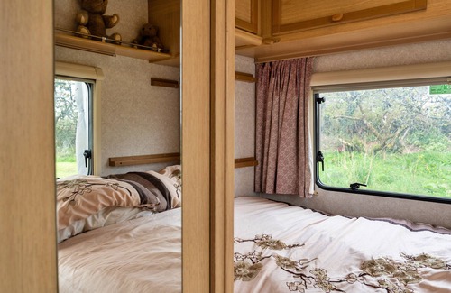 Beaworthy House | Canvas & Cabins | Orchard View