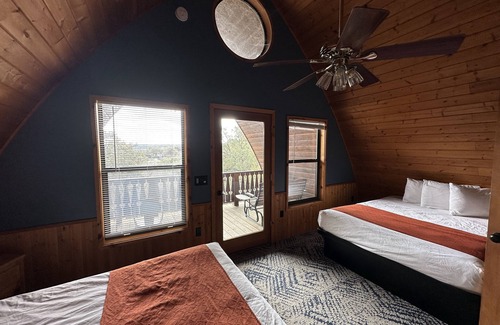 Canyon Lake Cabin | Canyon Lakeview Resort