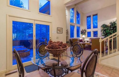 Cottonwood Heights Apartment | Canyon Racquet Club A-2