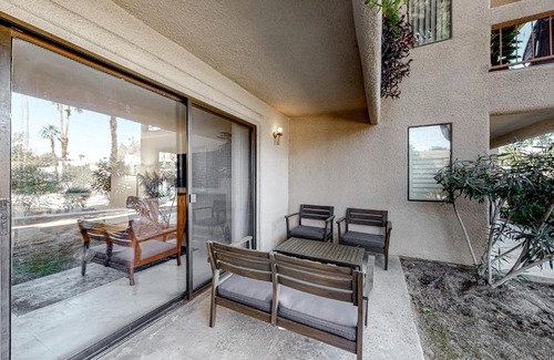 Cathedral City House | Canyon Shores