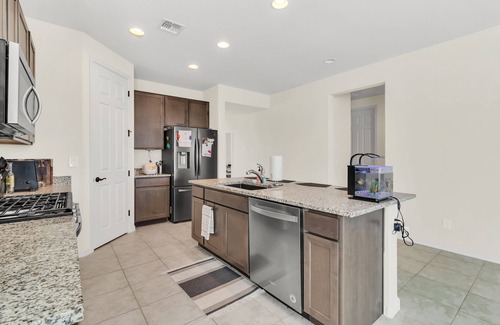 Maricopa County House | Canyon Views, Master Suite KING bed, Pet Friendly!
