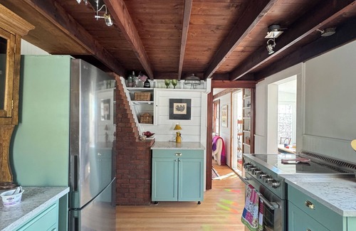 Cedar Bushes House | Cape Cod Bay Cottage - a charming 100 year old home, 4 min walk to the beach.
