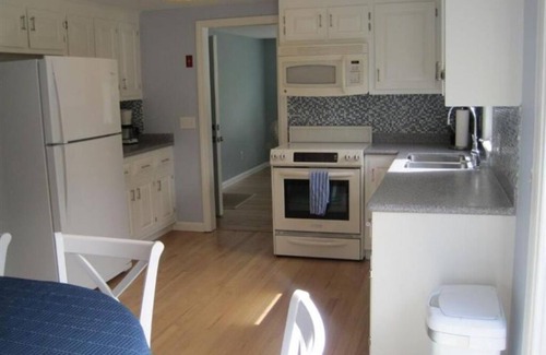 South Chatham House | "Cape Escape" Sunny Renovated House - Walk To Beach, Pickleball, Central AC
