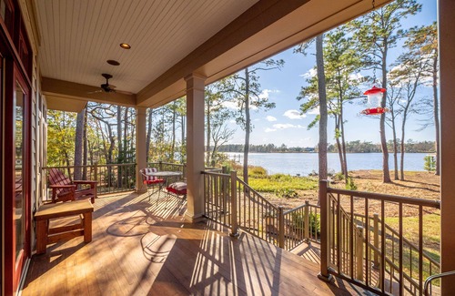 Minnesott Beach House | Cape Hatteras - Waterfront w/Dock