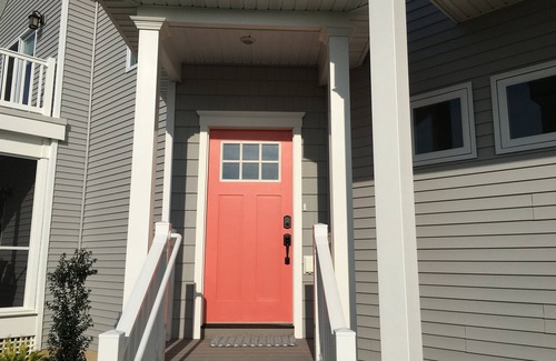 Villas House | Cape May Beach- Luxury Bayfront- Heated Pool-Linens