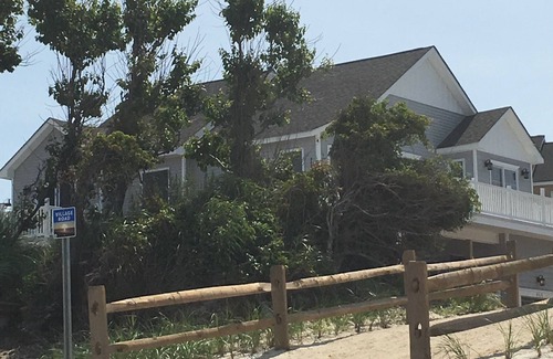 Villas House | Cape May Beach- Luxury Bayfront- Heated Pool-Linens