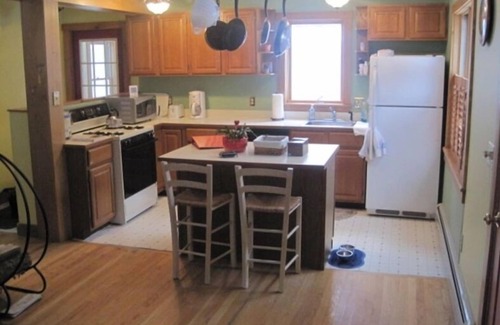 Stowe Village Historic District House | Cape on Private Lot, Hot Tub, Dog Friendly