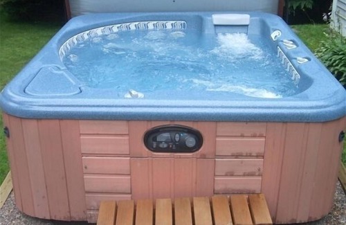 Stowe Village Historic District House | Cape on Private Lot, Hot Tub, Dog Friendly