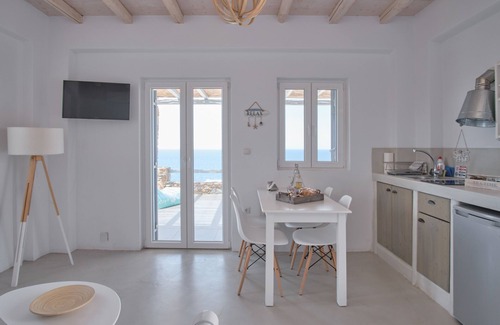 Kithnos House | Cape Suites