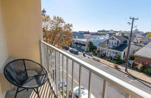 Rehoboth Beach Apartment | Cape Suites Room 2 - Free Parking!