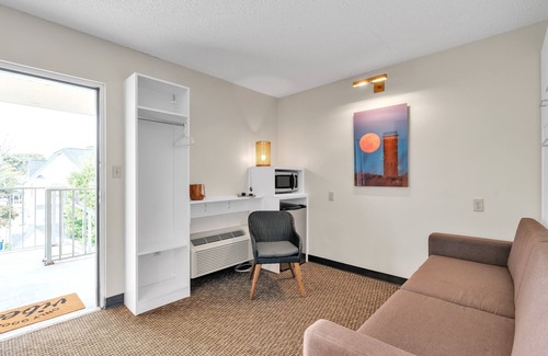 Rehoboth Beach Apartment | Cape Suites Room 6 - Free Parking!