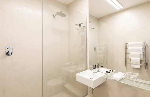 Cape Town City Centre Hotel | Cape Town Hollow Boutique Hotel