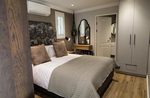 Welgemoed Bed & Breakfast | Cape Village Lodge