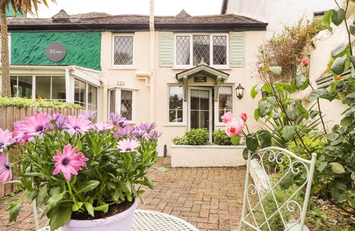 Dwygyfylchi House | Capel Cottage