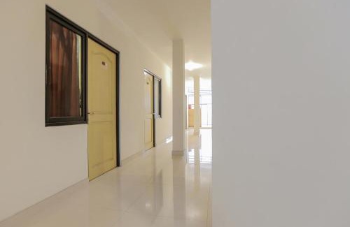 Cilandak Hotel | Capital O 141 Fatmawati Cozy Residence