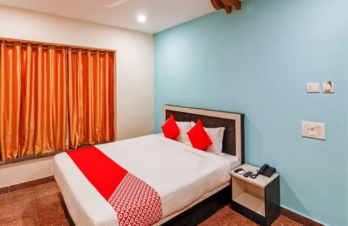 Secunderabad Hotel | Capital O 23543 Hotel Vaishnavi