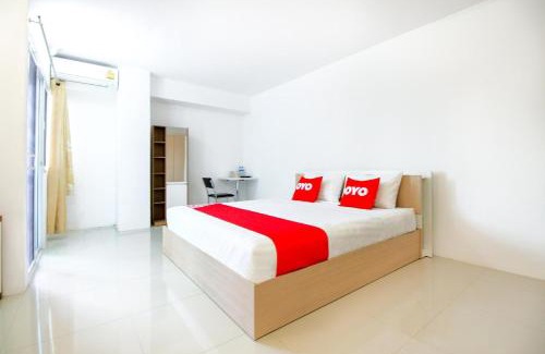 Chom Phon Hotel | Capital O 411 Grandview Condo 15