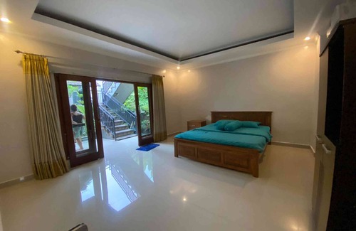 Melayang Hotel | Capital O 93881 Jero House