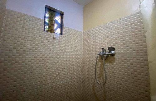 Melayang Hotel | Capital O 93881 Jero House