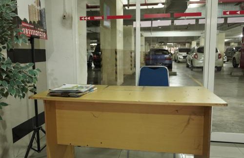 Karawang Hotel | Capital O 93961 Apartement Sentraland By Helen