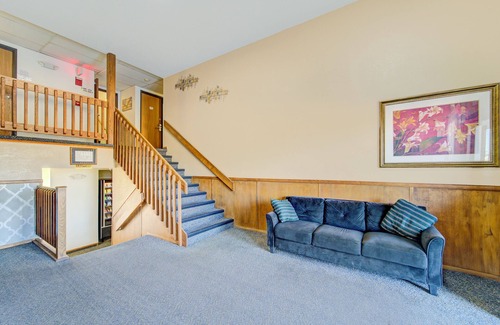 Kingdom City Hotel | Capital O Amerihost Inn and Suites Kingdom City Hwy 54 MO