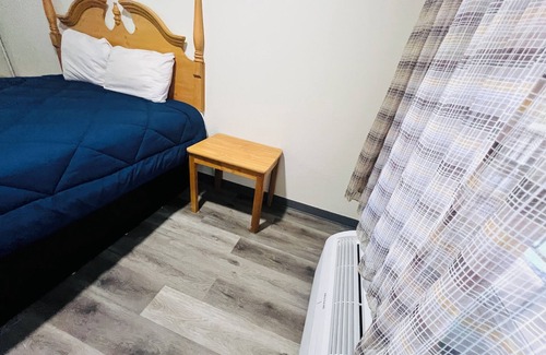 Rantoul Hotel | Capital O First Heritage Inn Rantoul IL I 57
